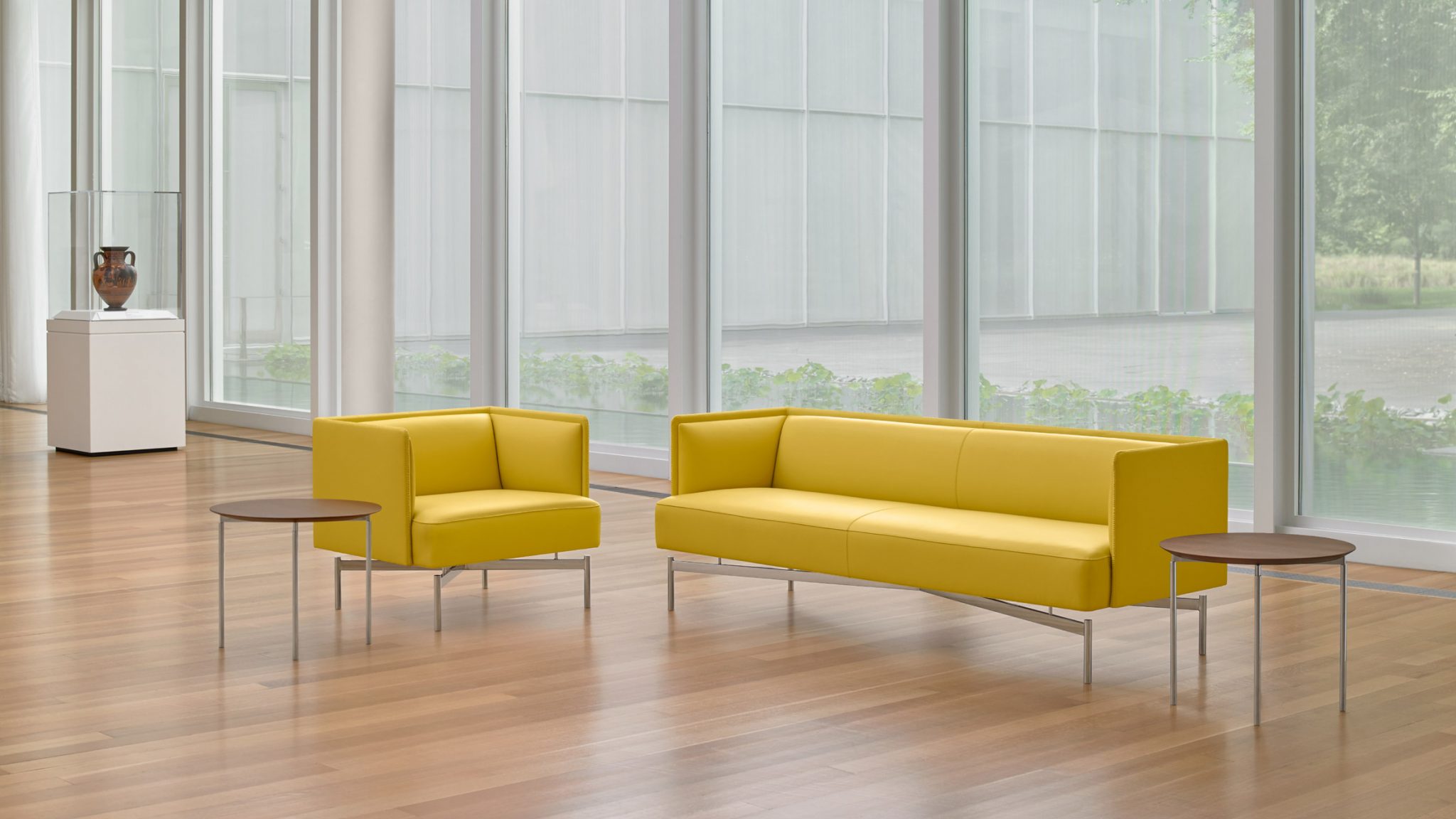 new-collection-charles-pollock-bernhardt-design-new-york-showroom-chair-furniture-design_dezeen_2364_col_2