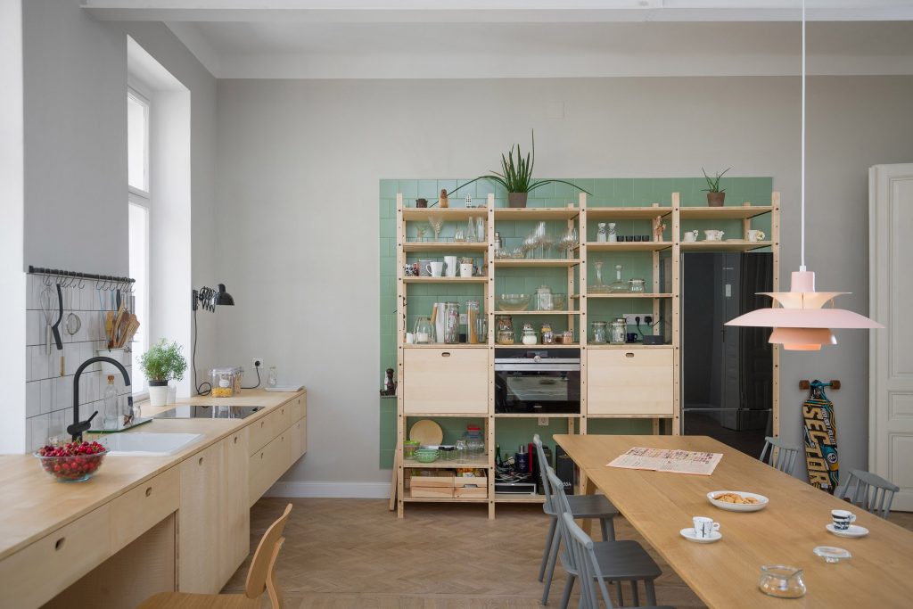 apartment-ab-kombinat-interiors-vienna-austria-apartments_dezeen_2364_col_2