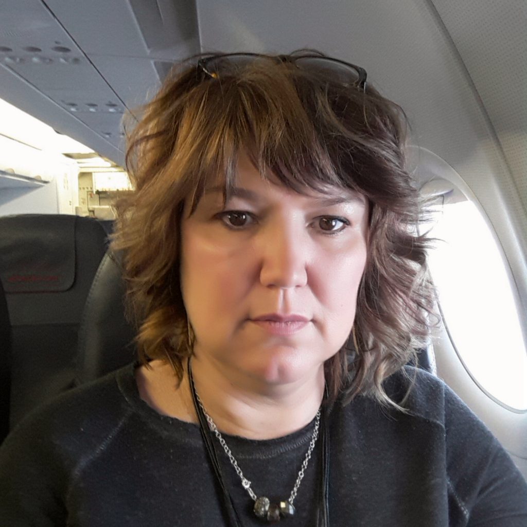 Lect. dr. arh. CODRUȚA IANA