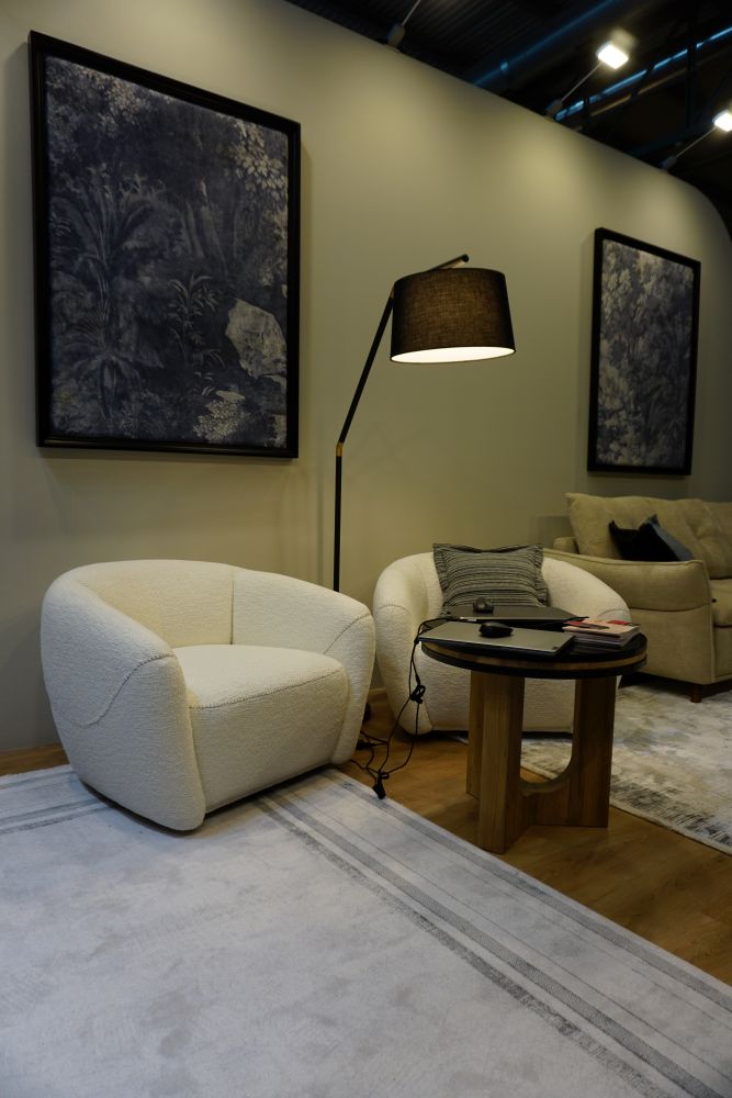 Euromobila: de la un atelier de 100 mp la unul dintre cei mai importanți producători români de mobilier tapițat Euromobila: de la un atelier de 100 mp la unul dintre cei mai importanți producători români de mobilier tapițat